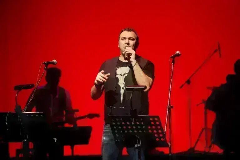 Αντώνης Ρέμος: Αυτό είναι το πόρισμα της Αρχής – Η φοροδιαφυγή, οι εικονικές συναλλαγές και τα 1,8 εκατ. ευρώ