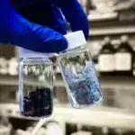 Χημική μέθοδος που ανέπτυξαν επιστήμονες «κλειδί» για την ανακύκλωση των υφασμάτων