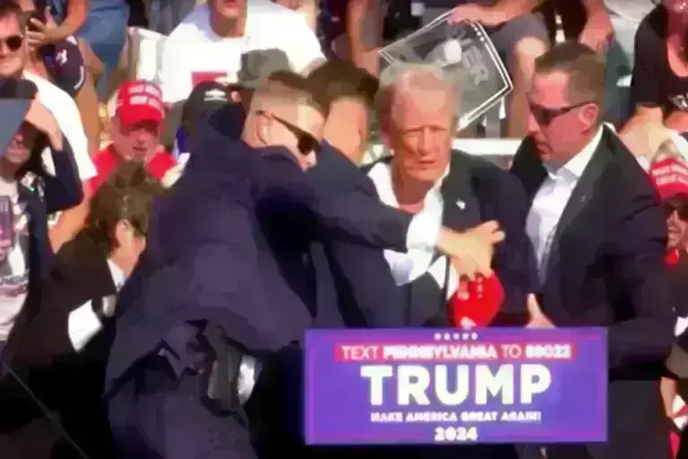 Απόπειρα δολοφονίας Τραμπ: 20χρονος άνδρας ο δράστης