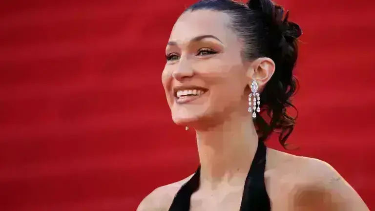 Bella Hadid: «Σοκαρισμένη και αναστατωμένη» για τη διαφήμιση της Adidas- «Δεν ήξερα»