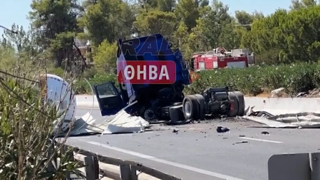 Κλειστή παραμένει από τις 3 το μεσημέρι η Αθηνών – Λαμίας στο ύψος της Υλίκης έπειτα από την α