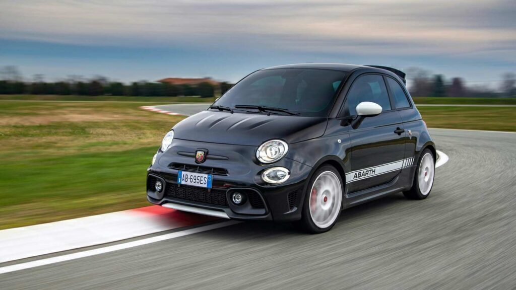 Μετά από 16 χρόνια τέλος για το FIAT Abarth 500