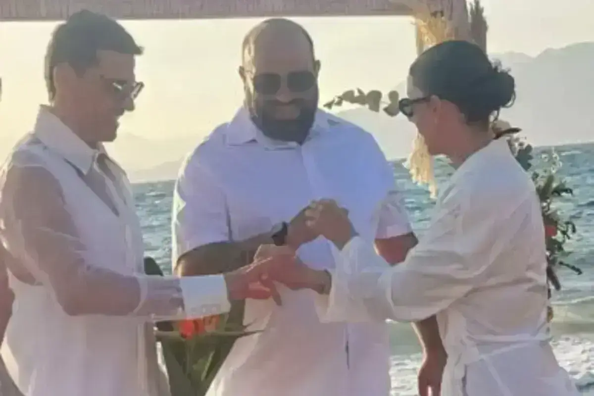 Σε πελάγη ευτυχίας πλέει ο make up artist των celebrities, Παντελής Τουτουντζής καθώς το απόγευμα του Σαββάτου 24 Αυγούστου