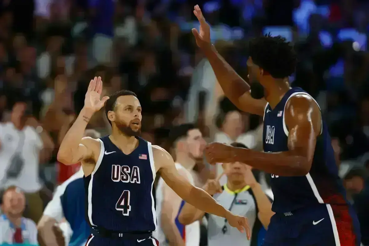 Γαλλία - ΗΠΑ 87-98: Στον θρόνο της ξανά η Dream Team - Έστειλε για... ύπνο τους Γάλλους ο διαστημικός Κάρι