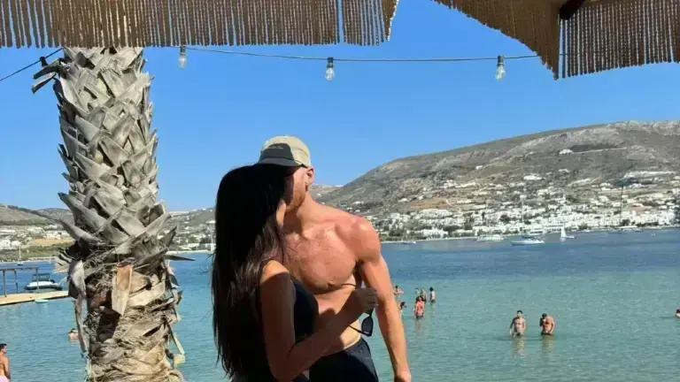 Γάμος στη showbiz: Παντρεύτηκαν εχθές (28/8) κρυφά στη Μήλο