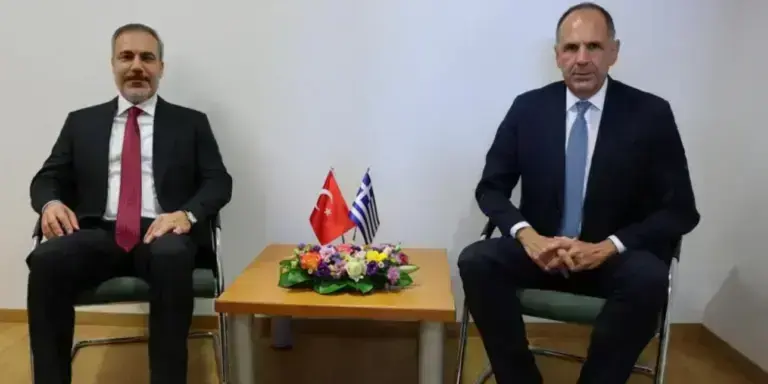 Γεραπετρίτης- Φιντάν: Το παρασκήνιο της συνάντησης ενόψει του ραντεβού Μητσοτάκη-Ερντογάν