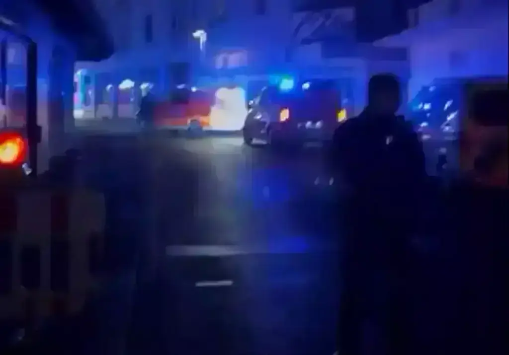 Πανικός στη Γερμανία: Ανδρας με αραβική αμφίεση μαχαίρωσε πολύ κόσμο – Τουλάχιστον τρεις οι νεκροί και πολλοί τραυματίες
