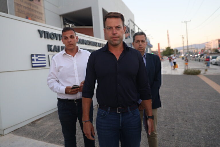 Ο Κασσελάκης ζητάει την άμεση αποπομπή Κικίλια
