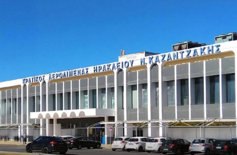 Συναγερμός στις Αρχές: Έκρηξη σε αεροσκάφος στο αεροδρόμιο Ηρακλείου