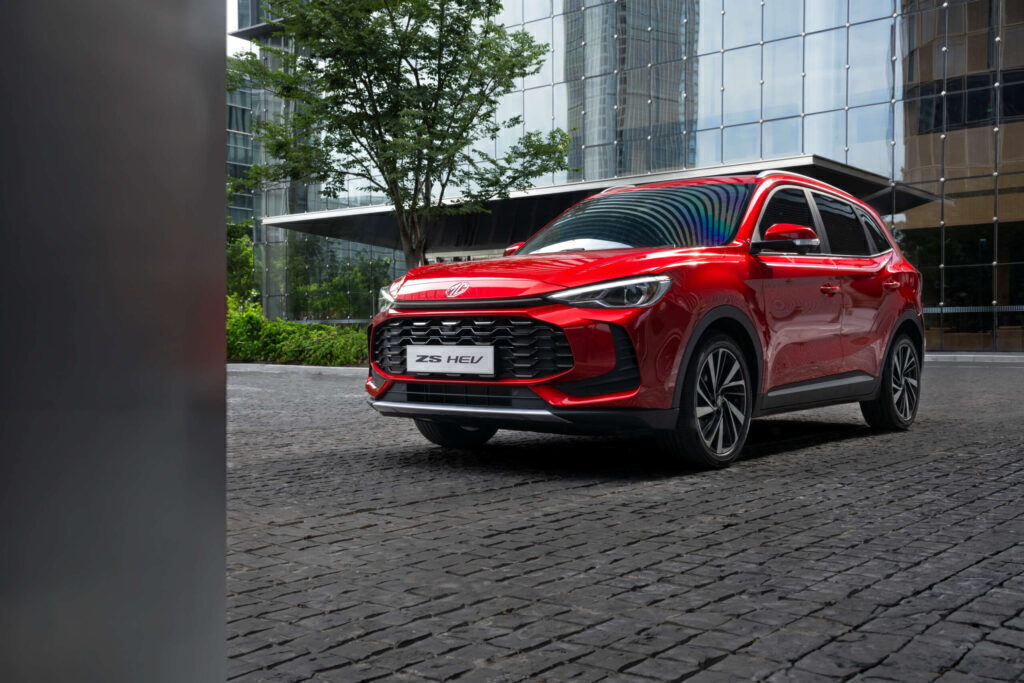 Αυτό είναι το ολοκαίνουργιο υβριδικό MG ZSMax HYBRID+!
