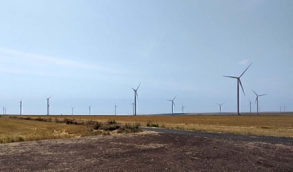 Ομιλος ΔΕΗ: Συμφωνία εξαγοράς 66,6MW ΑΠΕ σε λειτουργία και 1,7GW υπό ανάπτυξη από τους ομίλους Κοπελ