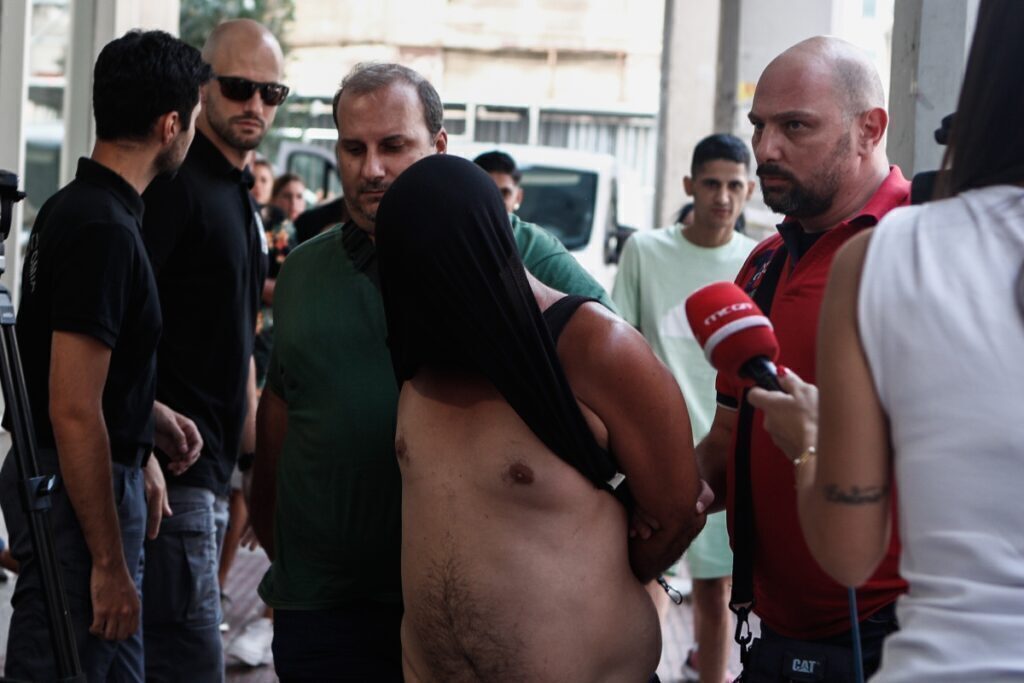 Σαλαμίνα: Προφυλακιστέος ο 35χρονος επίδοξος βιαστής – Σοκάρει η περιγραφή της 20χρονης
