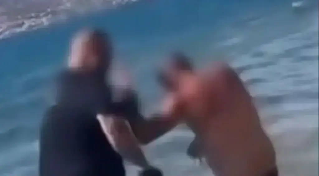 Σαλαμίνα: «Λάθος μου που ανέβασα το βίντεο, αλλά βγήκαν άλλες 11 κοπέλες», είπε ο 39χρονος