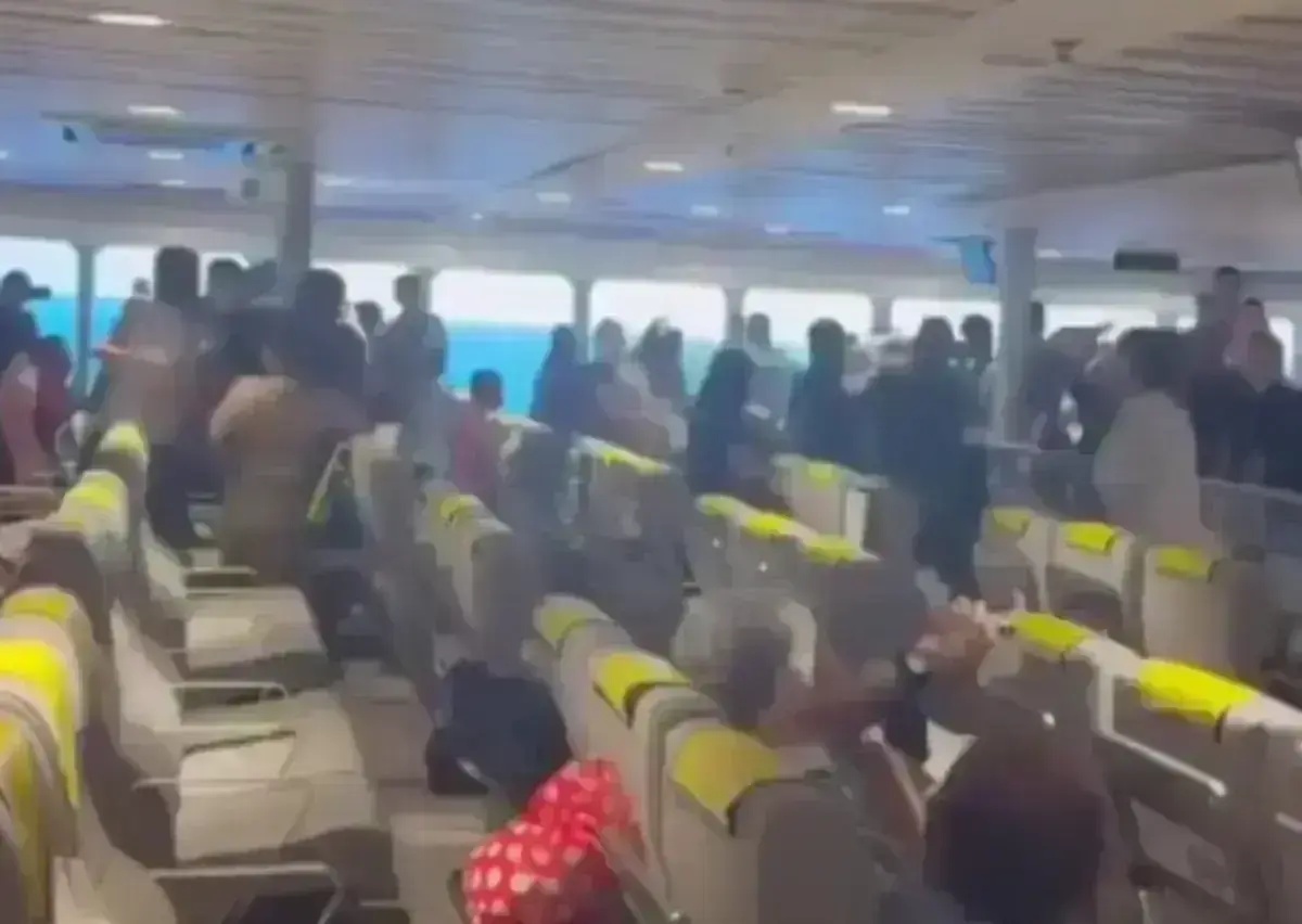 Βίντεο από την άγρια την συμπλοκή στο πλοίο με προορισμό τη Ραφήνα