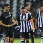 Δεν ξανάγινε! Ο αρχηγός του ΠΑΟΚ Βιερίνια παρουσίασε τον Κουλιεράκη στους φίλους της Βόλφσμπουργκ!