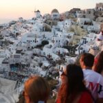 Σαντορίνη: Αναστολή οικοδομικών αδειών μέχρι το 2024