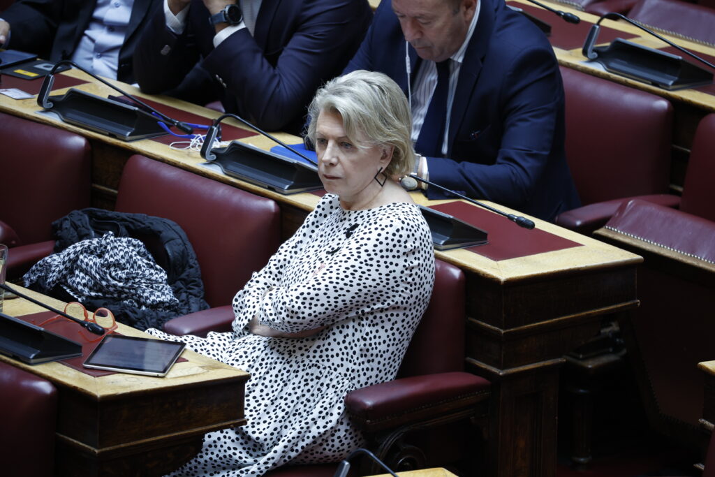 Επίθεση Ακρίτα στη Ζανέτ Τσίπρα: Σκέψου όλη η διαδρομή σου στη ζωή να συνοψίζεται σε μία ιδιότητα: «