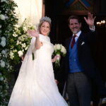 Θεοδώρα Γλύξμπουργκ και Μάθιου Κουμάρ: Ο γάμος της χρονιάς στη Μητρόπολη – Το ονειρεμένο νυφικό και η συγκίνηση