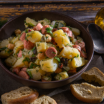 Πατατοσαλάτα με λουκάνικα – Η απόλυτη συνταγή