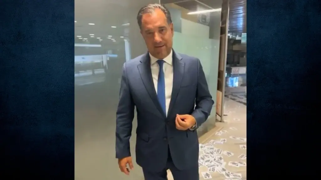 Τρικάκια πέταξε ο Ρουβίκωνας στην Ελληνική Αγωγή – «Ούτε η δημοκρατία, ούτε εγώ σας φοβάμαι» λέει ο Γεωργιάδης