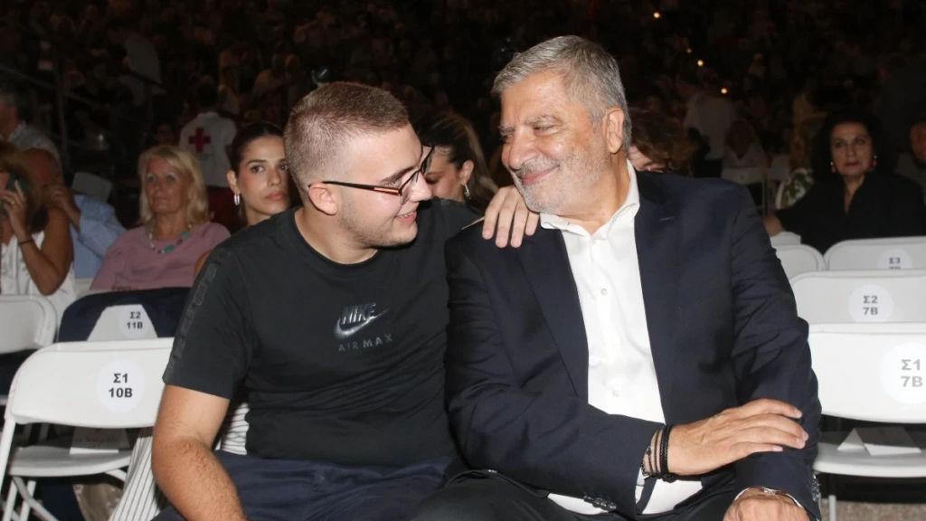 Τροχαίο ατύχημα για τον γιο του Γιώργου Πατούλη και της Μαρίνας Σταυράκη – Ποια η κατάστασή του