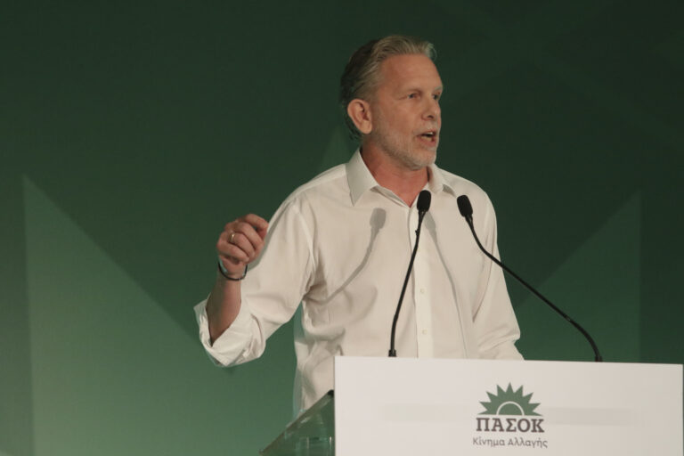 Γερουλάνος σε Διαμαντοπούλου: «Αγαπητή Άννα, δεν παλεύουμε για τις καρέκλες»