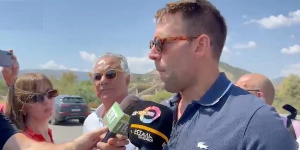 Κασσελάκης από Βόλο: Η κυβέρνηση ευθύνεται για τα νεκρά ψάρια στον Παγασητικό