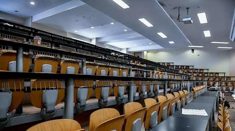 Μετεγγραφές φοιτητών