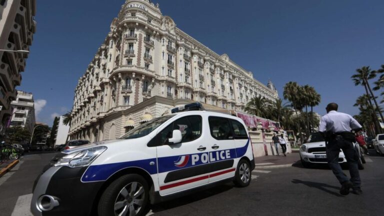 Γαλλία: 14χρονος έκλεψε το αμάξι των γονιών του – Προκάλεσε τρελή καταδίωξη τρέχοντας με 180 χιλιόμετρα
