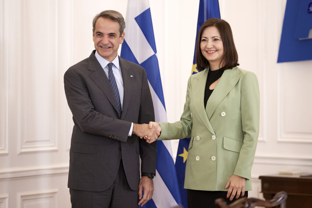 Συνάντηση Μητσοτάκη με την Επίτροπο Καινοτομίας, Έρευνας, Πολιτισμού, Εκπαίδευσης και Νεολαίας Ilian