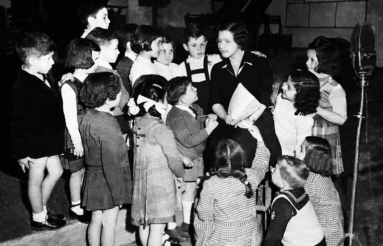 Η ζωή της θείας Λένας – Το ντοκιμαντέρ για την Αντιγόνη Μεταξά που μεγάλωσε γεννιές Ελλήνων