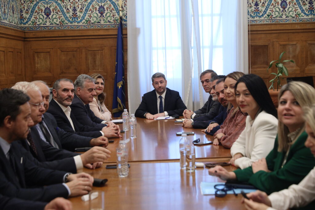 ΠΑΣΟΚ: Συνεδρίασε η ΚΟ – Ο Δημήτρης Μπιάγκης εκλέχθηκε στη θέση του γραμματέα