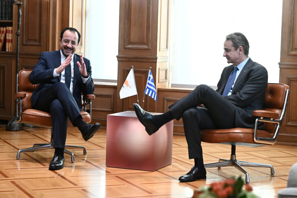 Συνάντηση Μητσοτάκη – Χριστοδουλίδη: «Οι ΗΠΑ αναγνωρίζουν ότι έχει έρθει η ώρα για βιώσιμη λύση στο 