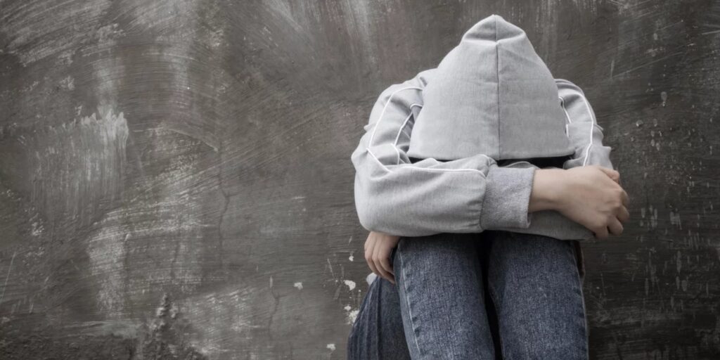Πρέβεζα: Ξυλοκόπησαν ανήλικο στο σχολείο και τον έστειλαν στο νοσοκομείο – Συνελήφθησαν 4 συμμ