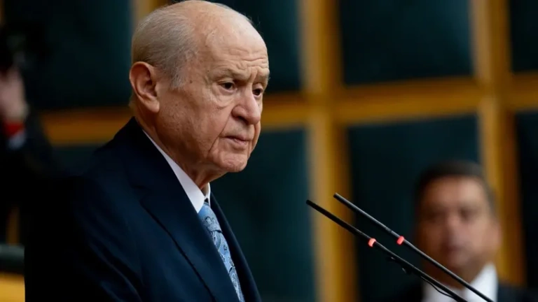 Οτσαλάν: Ο Μπαχτσελί του ζητά να «τερματίσει την τρομοκρατία» και να διαλύσει το PKK – Αντάλλαγμα η αποφυλάκισή του