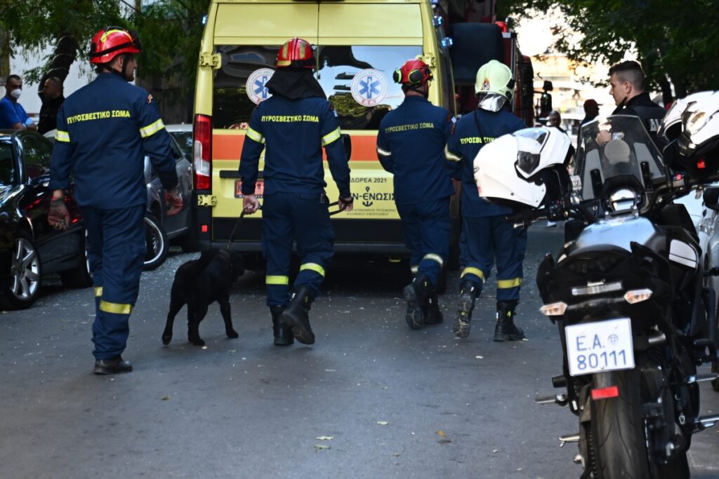 Έκρηξη στους Αμπελόκηπους: Βρέθηκε όπλο στο διαμέρισμα