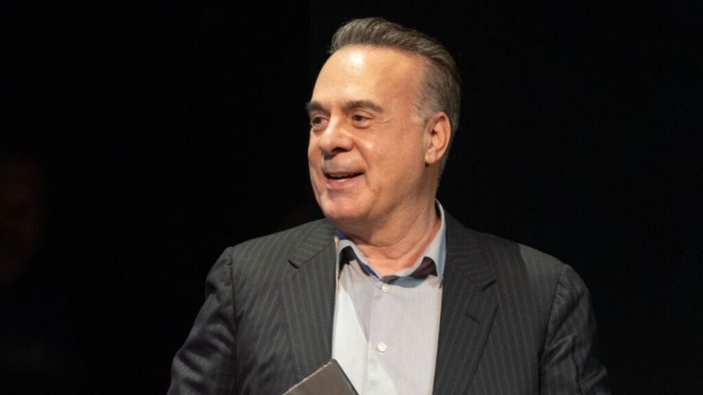 Φώτης Σεργουλόπουλος: Αναφέρεται πρώτη φορά στον σύζυγό του – Τι είπε για το παιδί τους (βίντε