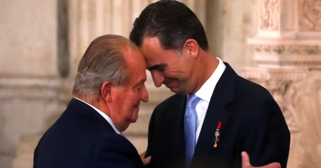 Σκάνδαλο στο Ισπανικό παλάτι: Ο Χουάν Κάρλος στην αγκαλιά της ερωμένης του – Έβαλε το γιο της 
