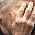 Φρίκη στην Ισπανία: Γιος σκότωσε τη μητέρα του – Την έριξε από το παράθυρο