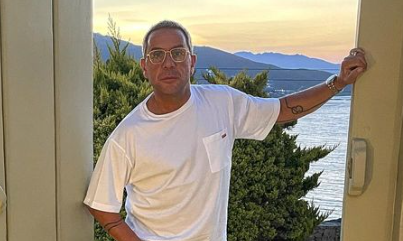 Γιώργος Μαζωνάκης: Τι λέει στη μήνυση «βόμβα» – Τι ισχύει με τη συσκευή παρακολούθησης στο σπίτι του