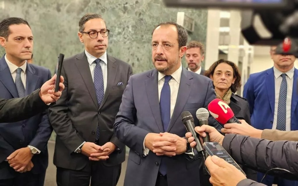Κυπριακό: Θα συνεχιστούν οι άτυπες συναντήσεις – «Δεν υπήρξε πρόοδος σε θέματα ουσίας» είπε ο Νίκος Χριστοδουλίδης