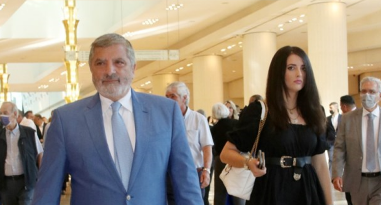 Πατούλης – Κοιλού: Ανακοινώθηκε η ημερομηνία του γάμου τους [βίντεο]
