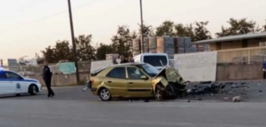 Σοκαριστικό βίντεο στο Αγρίνιο: Η σύγκρουση των οχημάτων κοντά στον κόμβο της Μεγάλης Χώρας