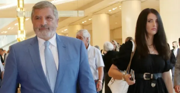 Πατούλης – Κοιλού: H δημόσια κοινή εμφάνιση για το ζευγάρι πριν από τον γάμο τους [βίντεο]