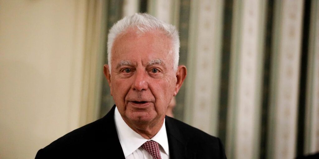 Πικραμμένος: Αναγορεύεται σε επίτιμο διδάκτορα της Νομικής Σχολής Αθηνών