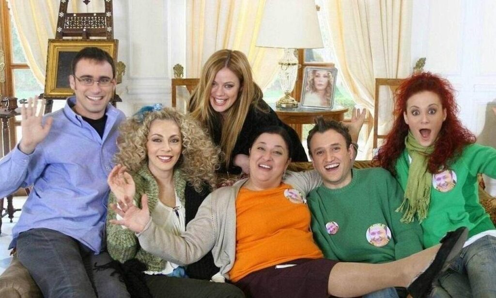 Στο Παρά Πέντε: Η σειρά που εξαφανίζει τον ανταγωνισμό – Τρελαίνει το Twitter ακόμη και σήμερα