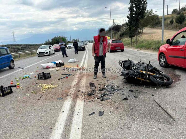 Τροχαίο δυστύχημα στη Λαμία: Σύγκρουση μηχανής με αγροτικό – Νεκρός ο αναβάτης [βίντεο]