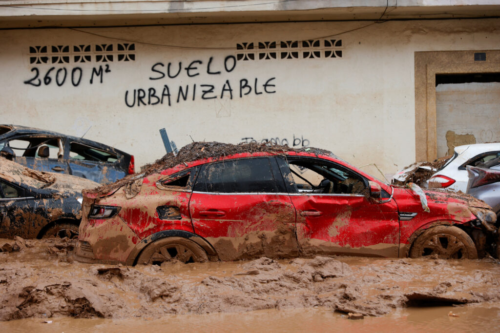 Ισπανία: Νέες κατακλυσμιαίες βροχές – Κόκκινος συναγερμός σε Μάλαγα, Γρανάδα και Ταρραγόνα