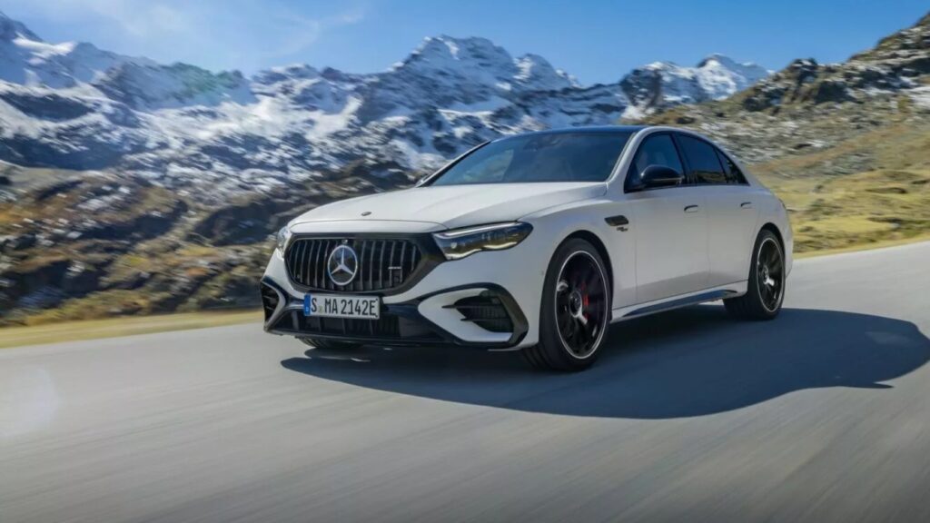 Νέα Mercedes-AMG E 53: Εξακύλινδρη υβριδική με 600 ίππους