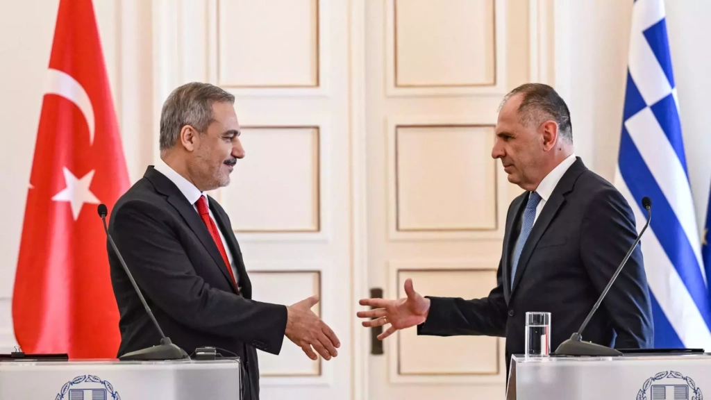 Συνάντηση Γεραπετρίτη-Φιντάν: Πώς σχολίασαν τα τουρκικά ΜΜΕ